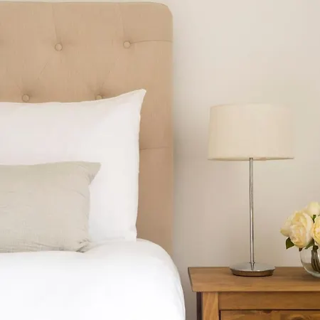 Guestready - Stylish Modern 2Br Flat For 4 - Free Parking