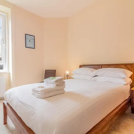 Pass The Keys Trendy 1Bed Flat Near City Centre - Free Parking 公寓