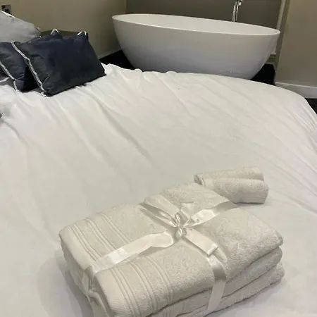 Luxury Royal Mile Boutique 2bedroom Appartamento