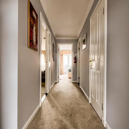 Appartamento Altido Gorgeous 2br City Centre Apt With Parking