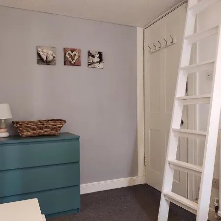 Amazing Apartments - Drumdryan St Near The Castle Edinburgh