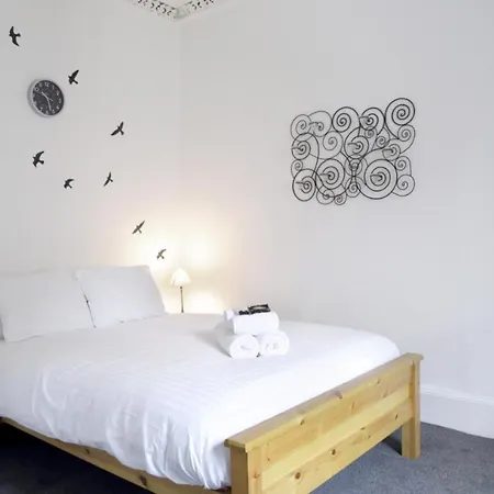 Amazing Apartments - Drumdryan St Near The Castle * Edinburgh