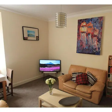Entire Apartment In Edinburgh * Edinburgh