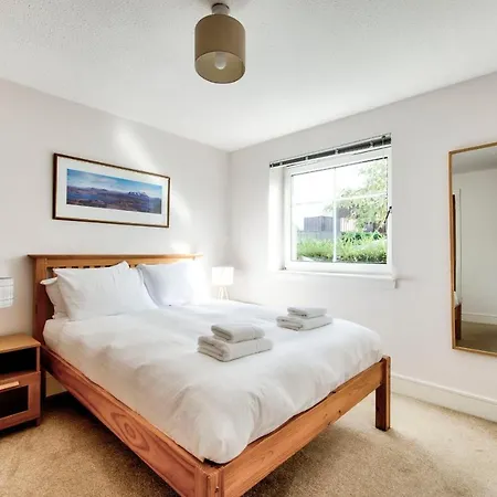 Apartment Guestready - Bright & Modern Flat - Free Parking *
