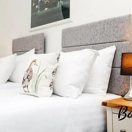 Bright New Town 2br-1ba, 1 Min To George St - Free Parking By Bonjour Residences * إدنبرة