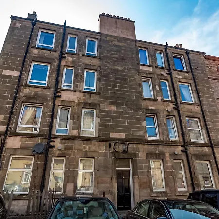 Pass The Keys Trendy 1Bed Flat Near City Centre - Free Parking Apartment Edinburgh