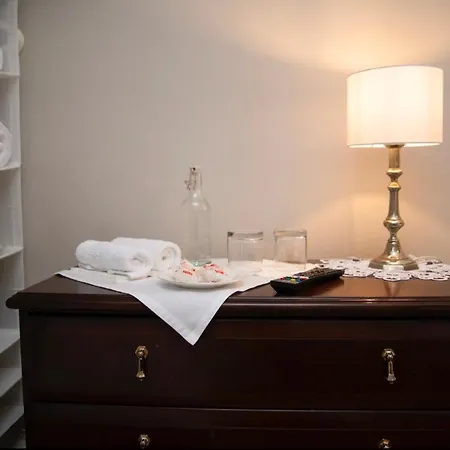 Guest house Georgian House 4*