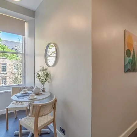 Pass The Keys Spacious And Homely Flat On The Royal Mile Lejlighed