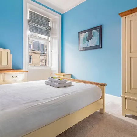 Pass The Keys Homely & Light-filled 1 Bedroom Flat In Chic Area Of Near Centre * EDI