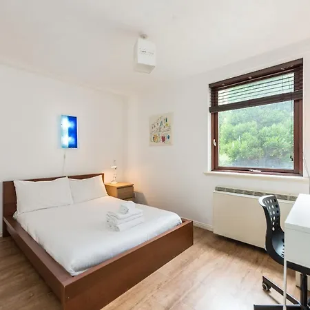 Waterside Apartament *