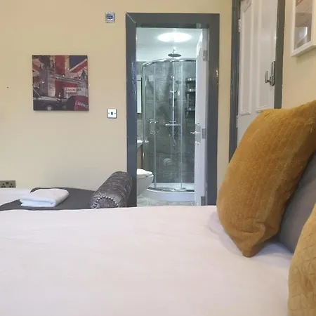 Lower Gilmore Place * Εδιμβούργο