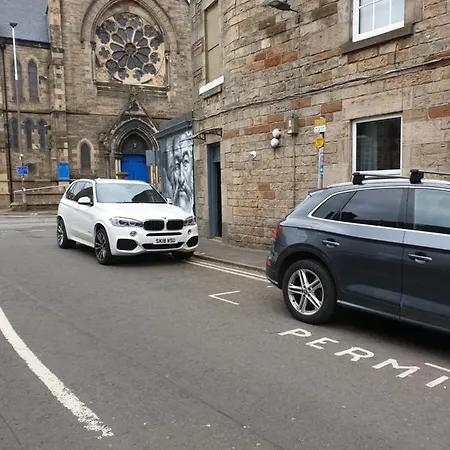 Lower Gilmore Place *