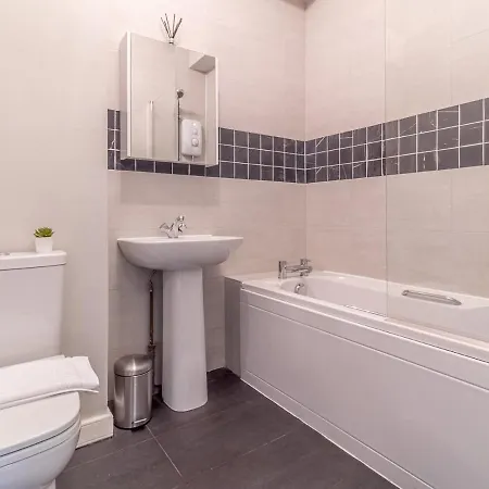 Lejlighed Pass The Keys Spacious And Homely Flat On The Royal Mile Edinburgh