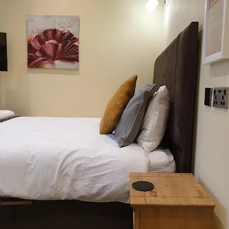 Πανσιόν Lower Gilmore Place *