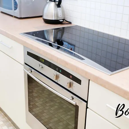 Spacious 2br-2ba, Charlotte Square - Free Parking By Bonjour Residences Apartamento *