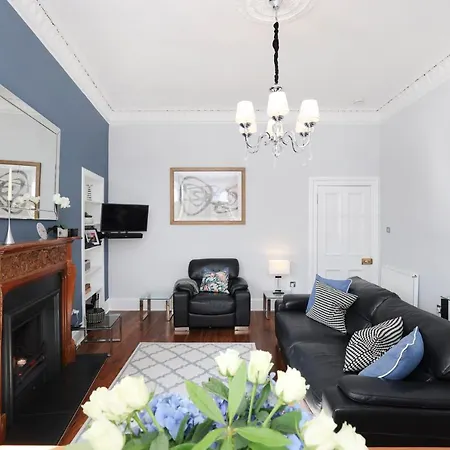 Joivy Fantastic New Town Flat With Shared Garden *