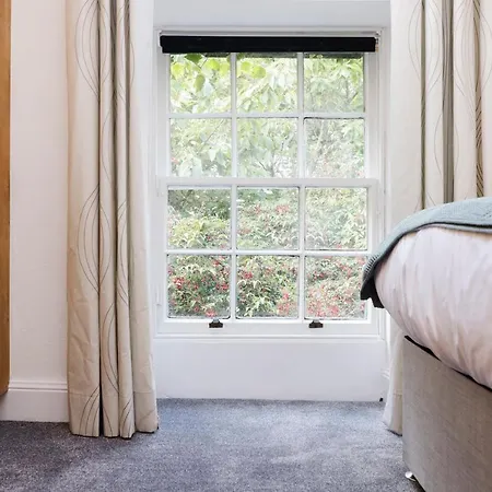 Joivy Beautiful Mews Near Princes Street Edinburgh