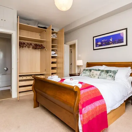 Luxury New Town 1 Bed Apartment