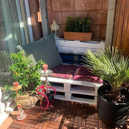 Pass The Keys Lovely 2bedroom Flat With Balcony Appartement