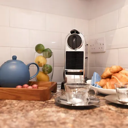 아파트 Joivy Fantastic New Town Flat With Shared Garden