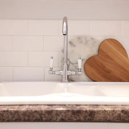 Joivy Fantastic New Town Flat With Shared Garden