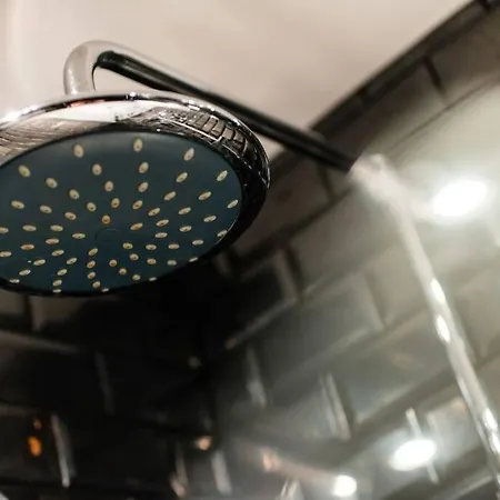 Royal Mile & Arthur's Seat Apt With Private Parking