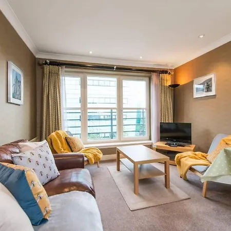 Royal Mile & Arthur's Seat Apt With Private Parking *