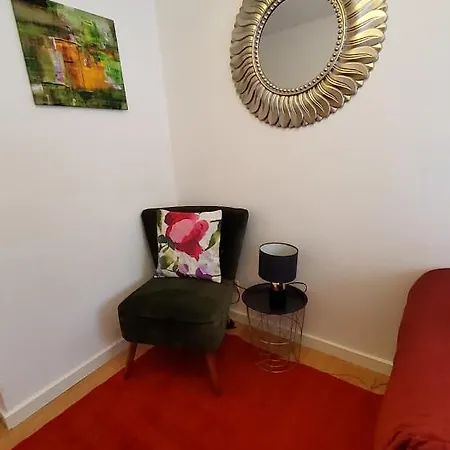 Sleeps 6 On Separate Beds, 4 Smart Tvs, Netflix *