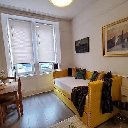Leith Spectacular By Sensational Short Lets & Serviced With 6 Separate Beds & 2 Baths Apartmán