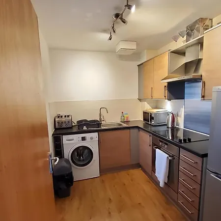 דירה 4 Separate Beds, Sleeps 6, Beautiful 2 Bed Apt