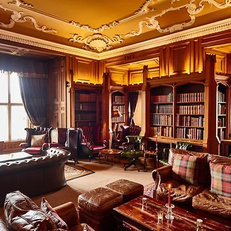 Отель Dalhousie Castle 4*