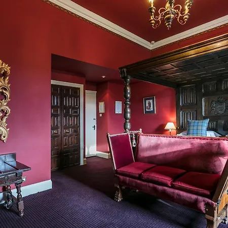 Dalhousie Castle 4*