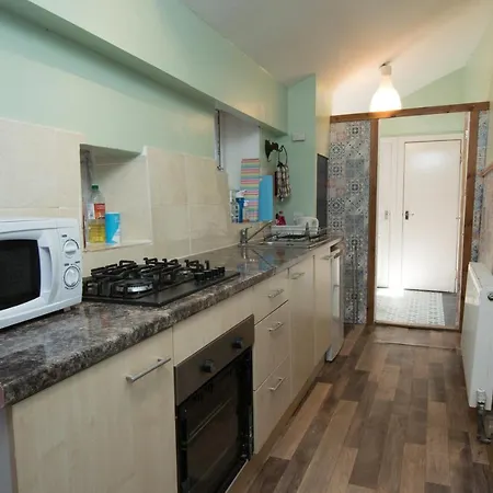 Vakantiehuis 7 Bedroom Townhouse
