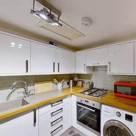 شقة Guestready - Smart And Central At Leith Walk *