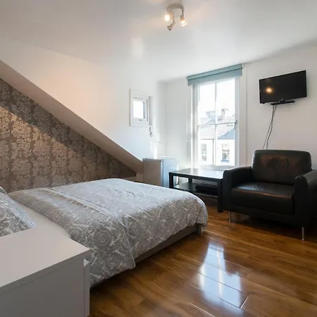 7 Bedroom Townhouse Vakantiehuis Edinburgh