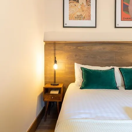 Διαμέρισμα Dreamy Dean Village Boutique 1 Bedroom Sleeps 2 *