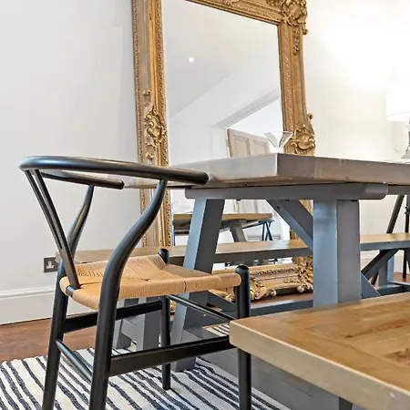 Apartment Old Town Spacious 5br-2ba, Near Royal Mile By Bonjour Residences