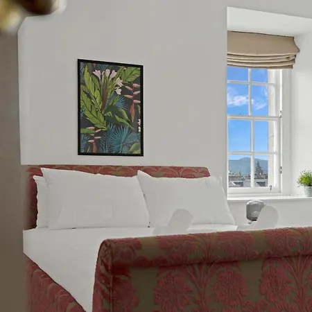 Apartment Old Town Spacious 5br-2ba, Near Royal Mile By Bonjour Residences Edinburgh