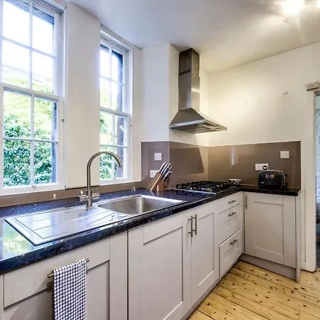 Guestready - Large & Comfortable 3br Flat In Stockbridge