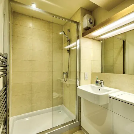 Guestready - Large & Comfortable 3br Flat In Stockbridge Apartment Edinburgh