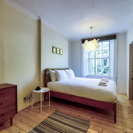 Guestready - Large & Comfortable 3br Flat In Stockbridge * Edinburgh