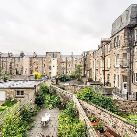 The Elite West End, Abundant 2 Bed With Character *