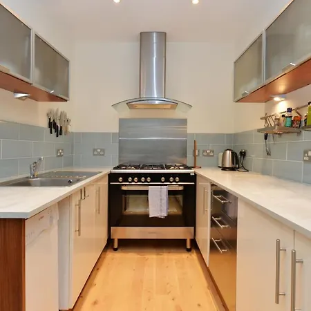 Apartment By The Meadows, Close To Centre Edinburgh