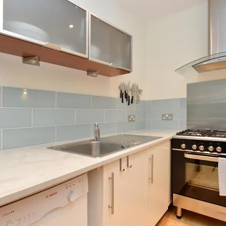 By The Meadows, Close To Centre Apartment Edinburgh