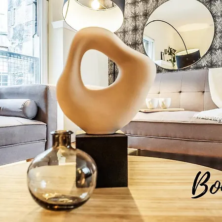 Spacious 2Br-2Ba - Grassmarket - Free Parking By Bonjour Residences Edinburgh Appartement
