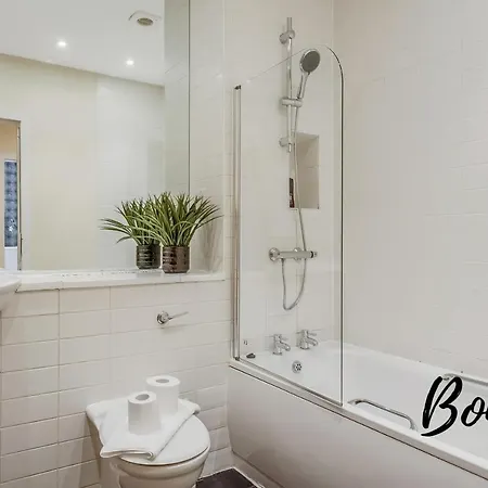 Apartment Spacious 2Br-2Ba - Grassmarket - Free Parking By Bonjour Residences Edinburgh