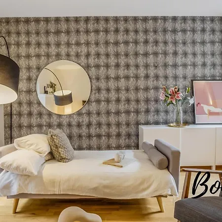 Spacious 2Br-2Ba - Grassmarket - Free Parking By Bonjour Residences Edinburgh Apartment Edinburgh