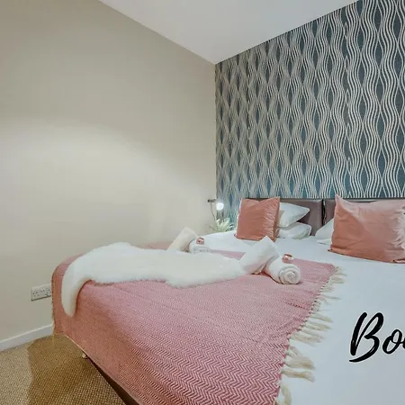 Spacious 2Br-2Ba - Grassmarket - Free Parking By Bonjour Residences Edinburgh