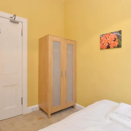 By The Meadows, Close To Centre Apartament Edynburg