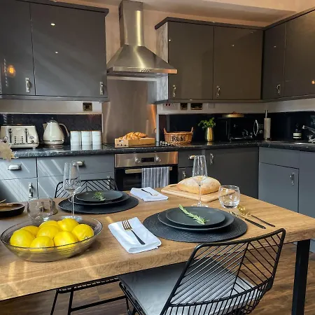 Hart Castle Rock Grassmarket Edinburgh